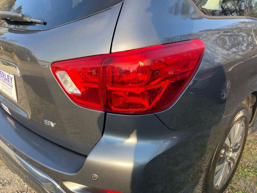 Nissan Pathfinder FWD SV 2019