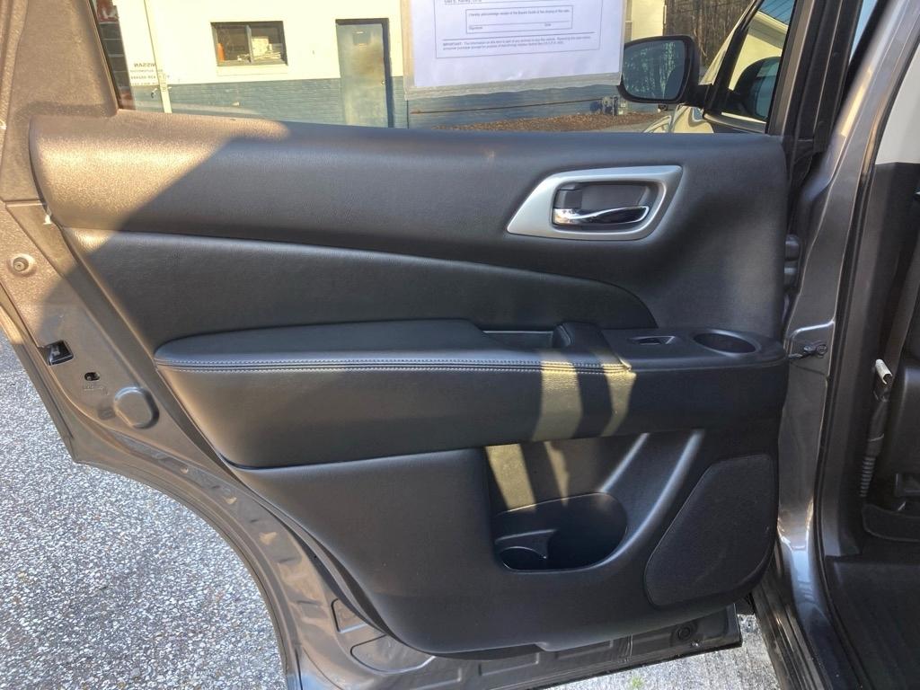 Nissan Pathfinder FWD SV 2019