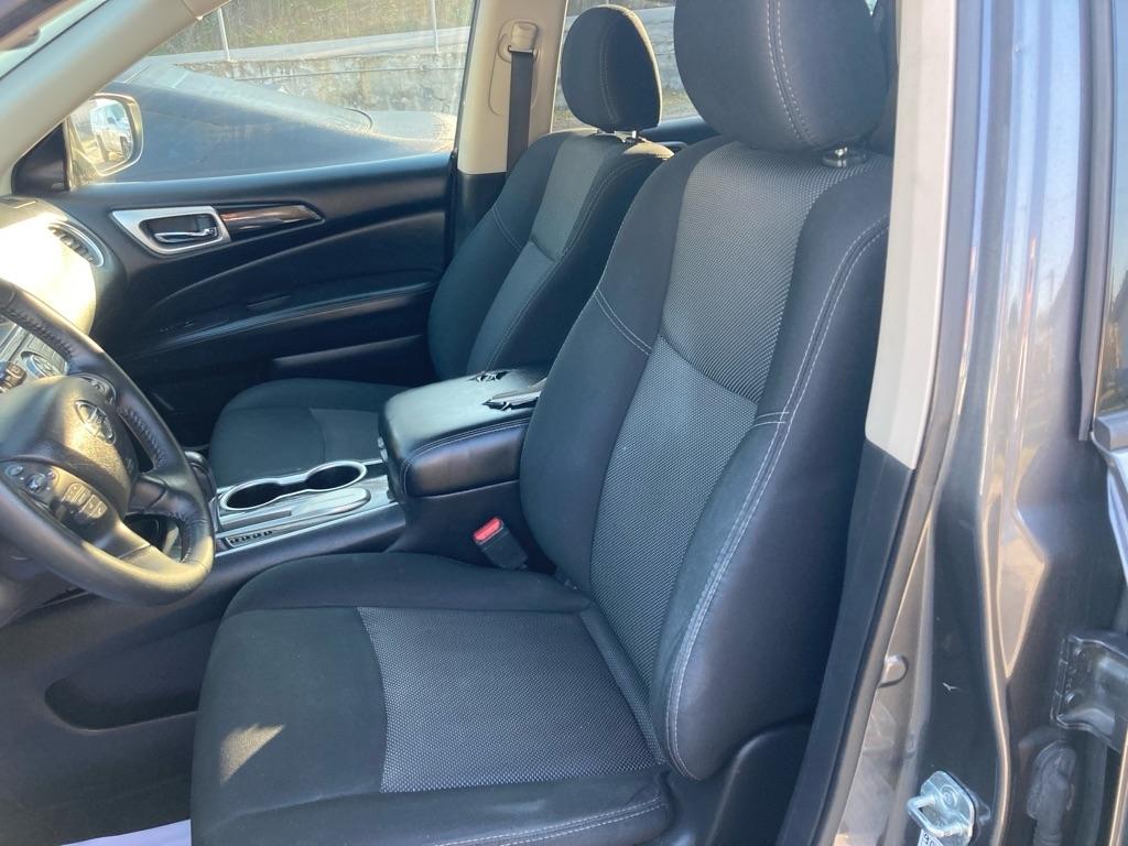 Nissan Pathfinder FWD SV 2019