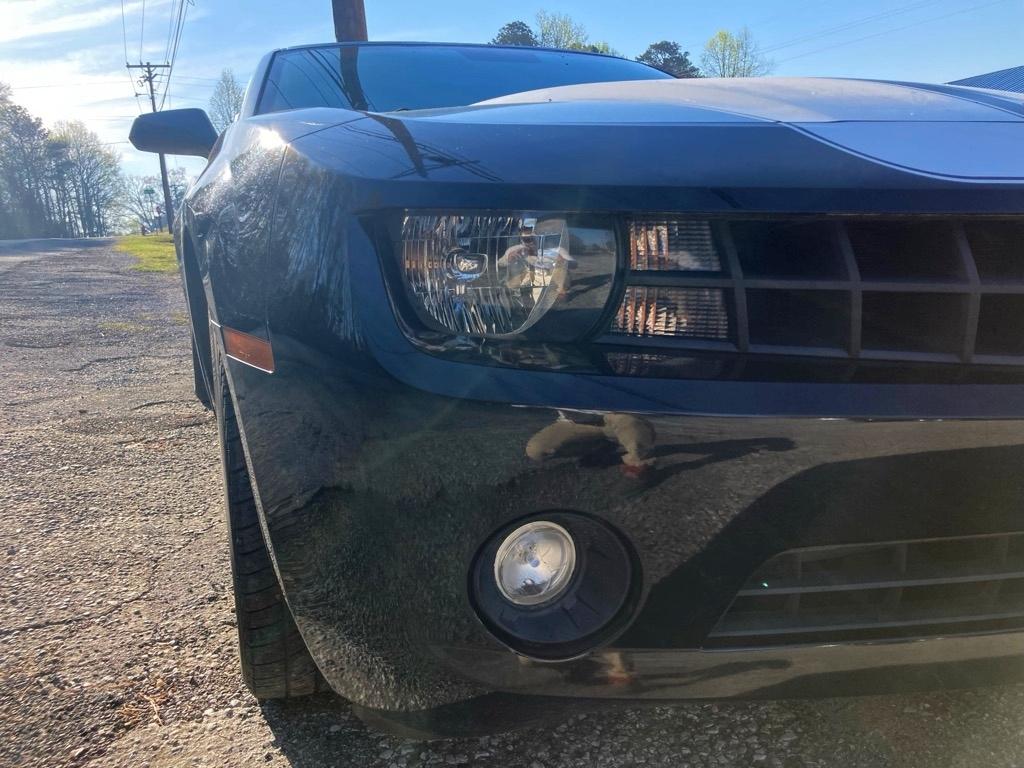 Chevrolet Camaro 2dr Cpe 1LS 2011