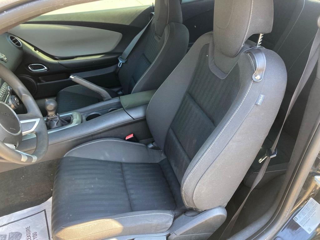 Chevrolet Camaro 2dr Cpe 1LS 2011