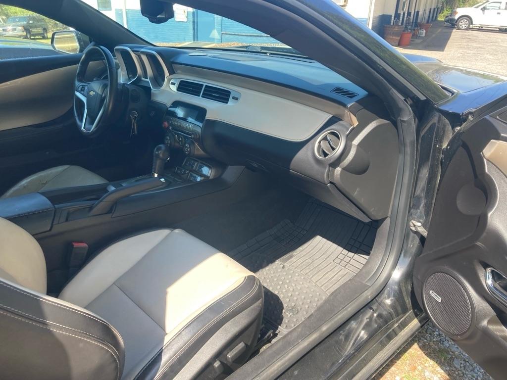 Chevrolet Camaro 2dr Cpe 2LT 2012