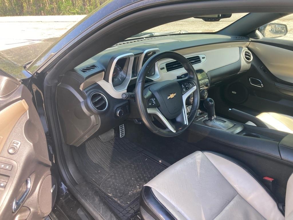 Chevrolet Camaro 2dr Cpe 2LT 2012