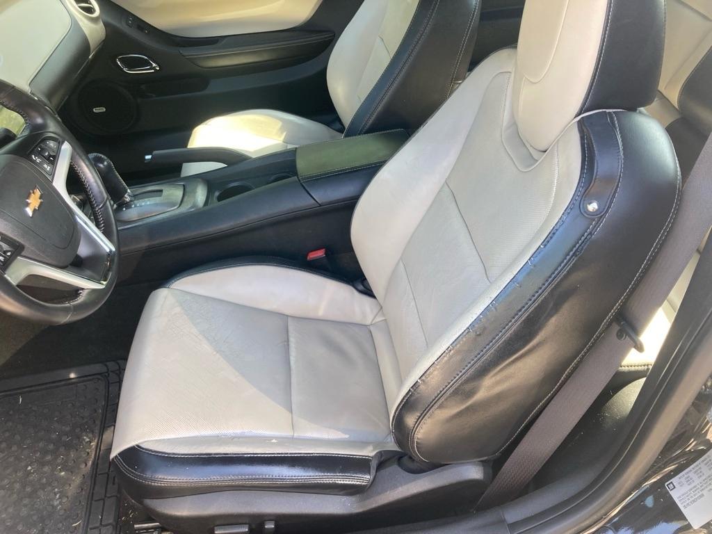 Chevrolet Camaro 2dr Cpe 2LT 2012