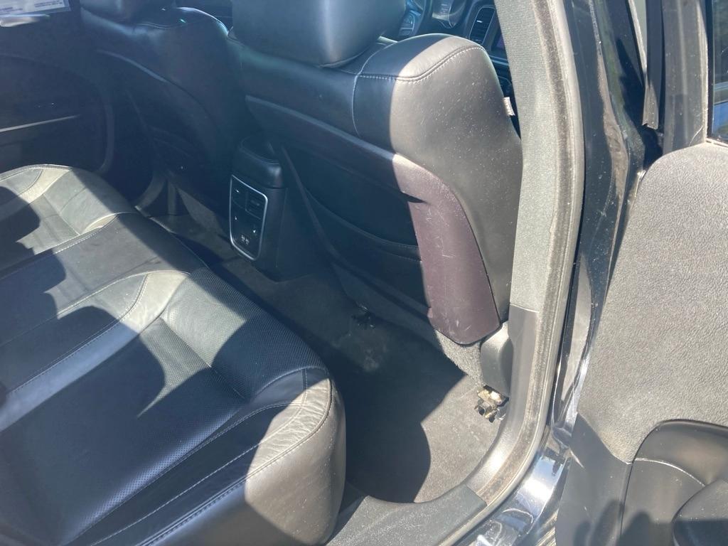 Dodge Charger SXT RWD 2019