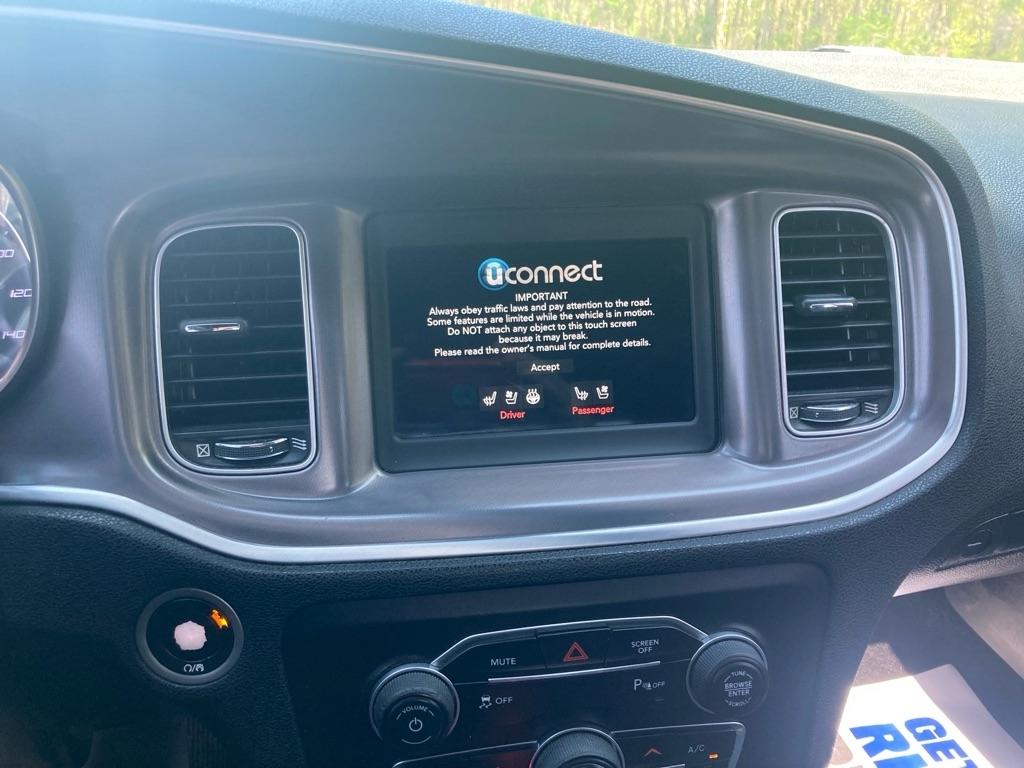 Dodge Charger SXT RWD 2019