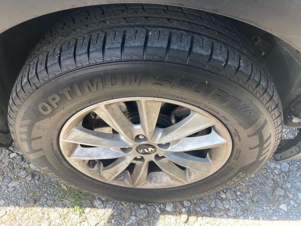 Kia Sorento L FWD 2019