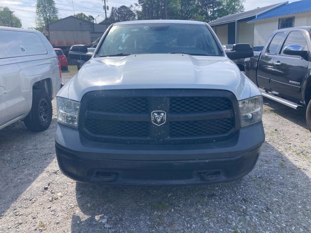 RAM 1500 4WD Quad Cab 140.5" Tradesman 2014