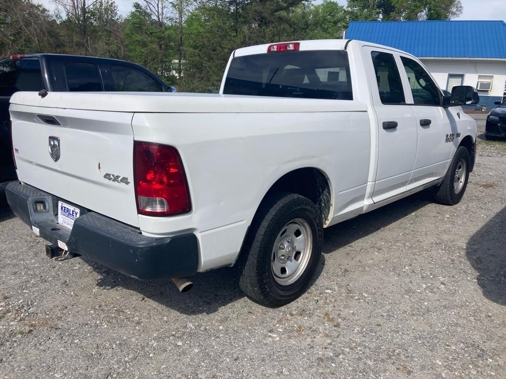 RAM 1500 4WD Quad Cab 140.5" Tradesman 2014