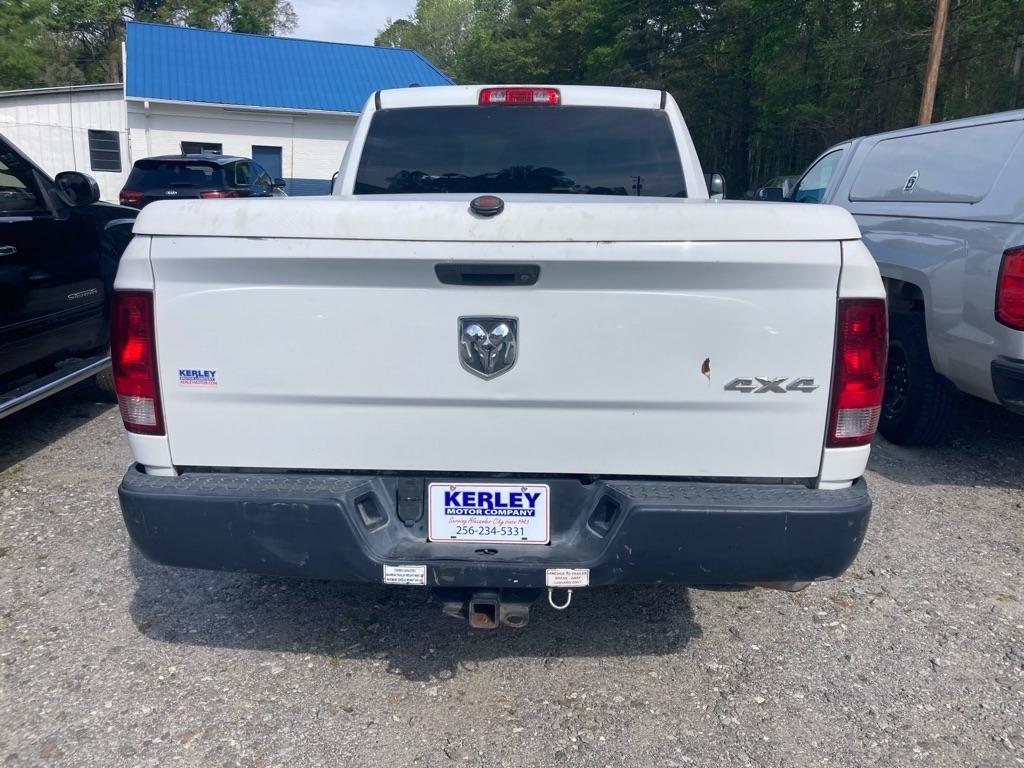 RAM 1500 4WD Quad Cab 140.5" Tradesman 2014