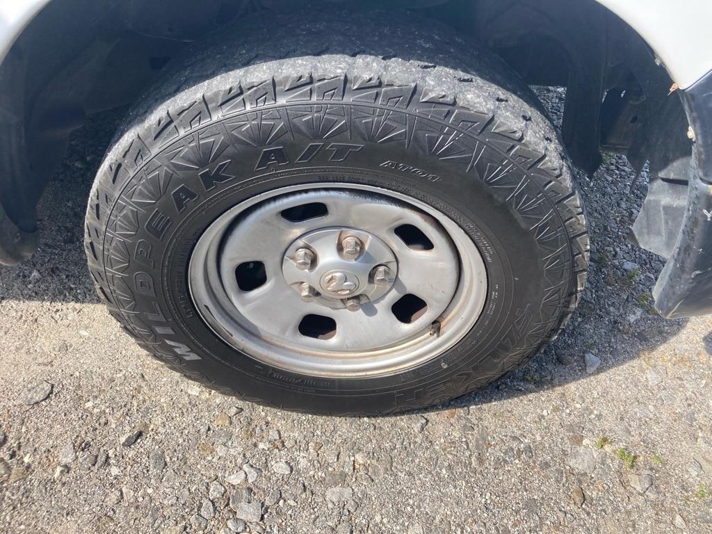 RAM 1500 4WD Quad Cab 140.5" Tradesman 2014