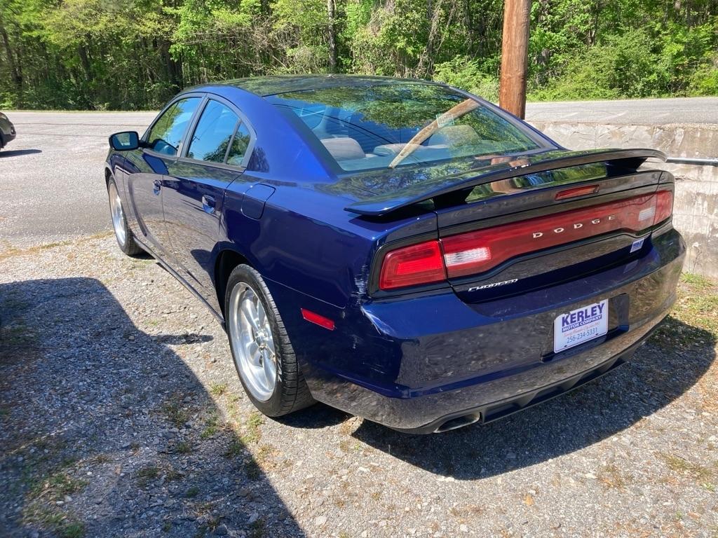 Dodge Charger 4dr Sdn SE RWD 2014