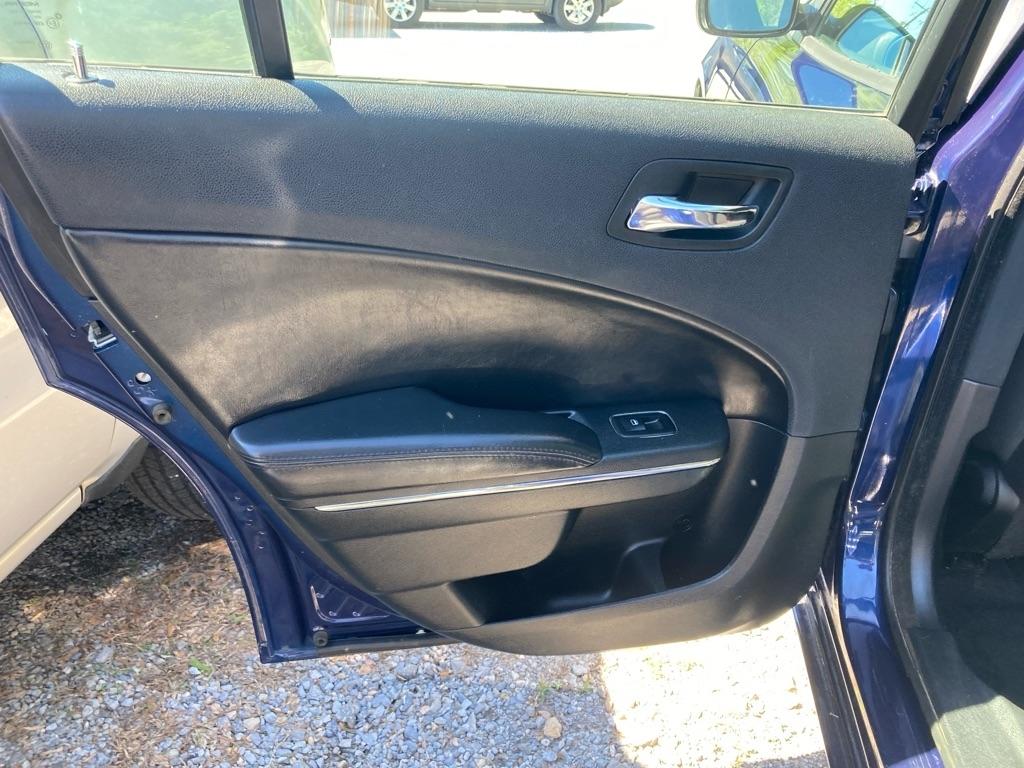 Dodge Charger 4dr Sdn SE RWD 2014