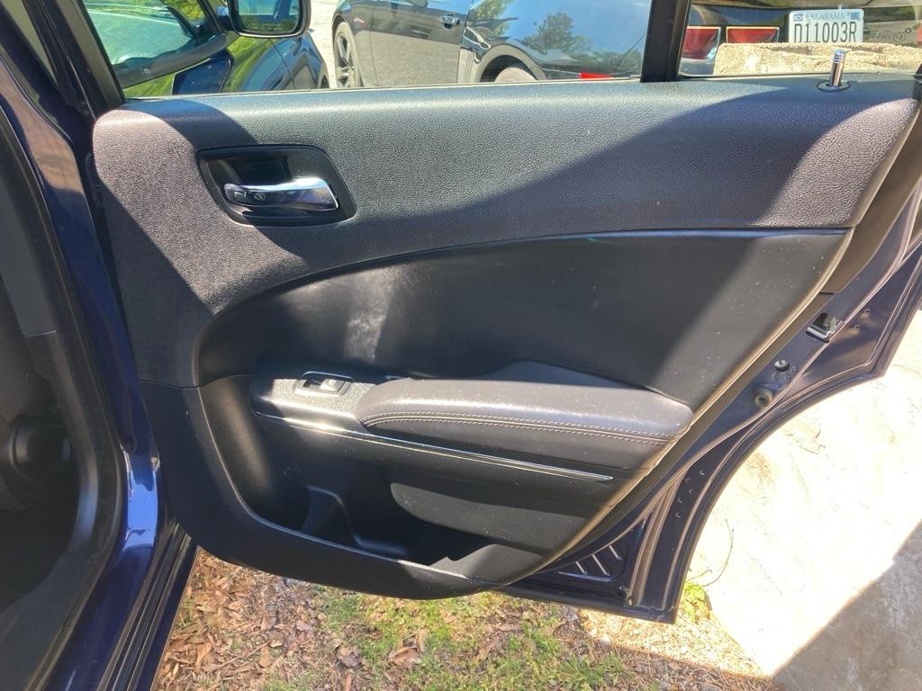 Dodge Charger 4dr Sdn SE RWD 2014