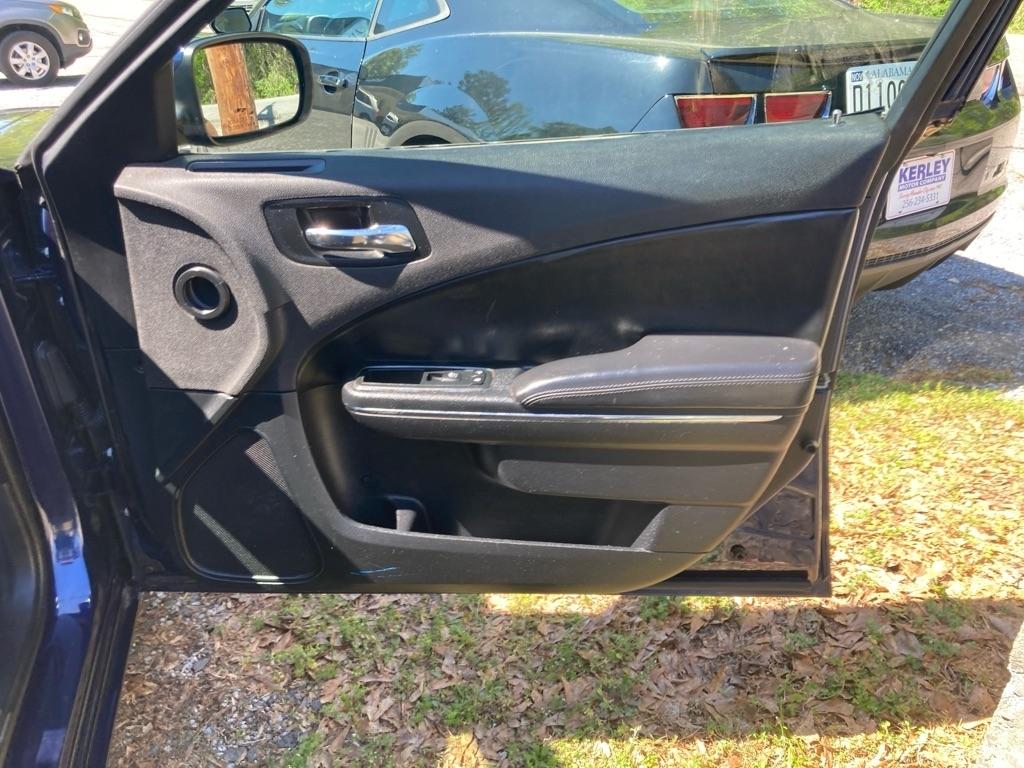 Dodge Charger 4dr Sdn SE RWD 2014