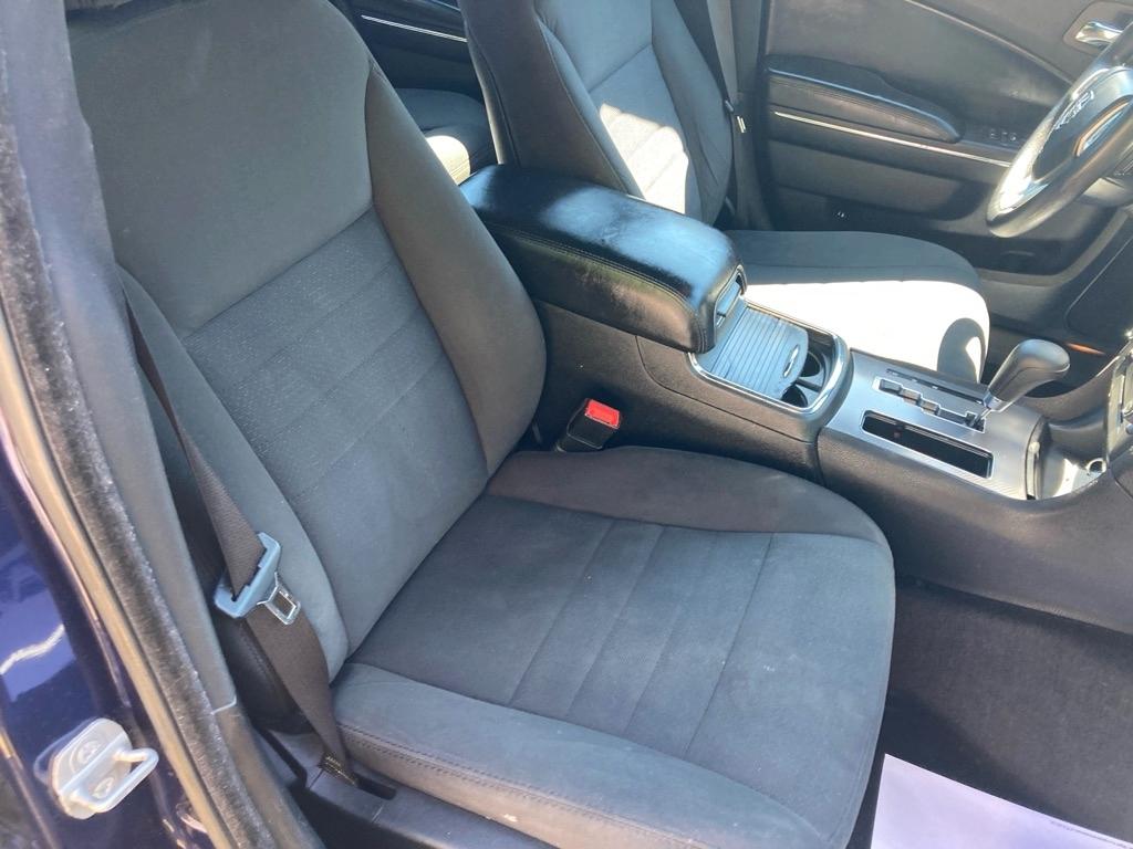 Dodge Charger 4dr Sdn SE RWD 2014