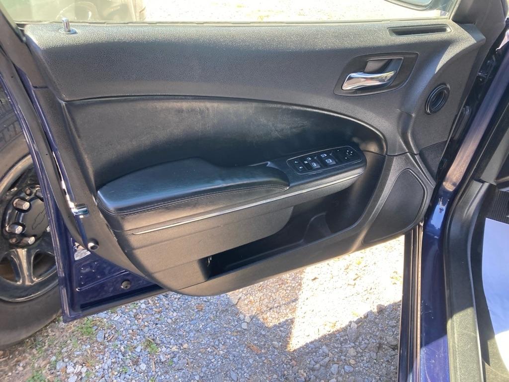 Dodge Charger 4dr Sdn SE RWD 2014