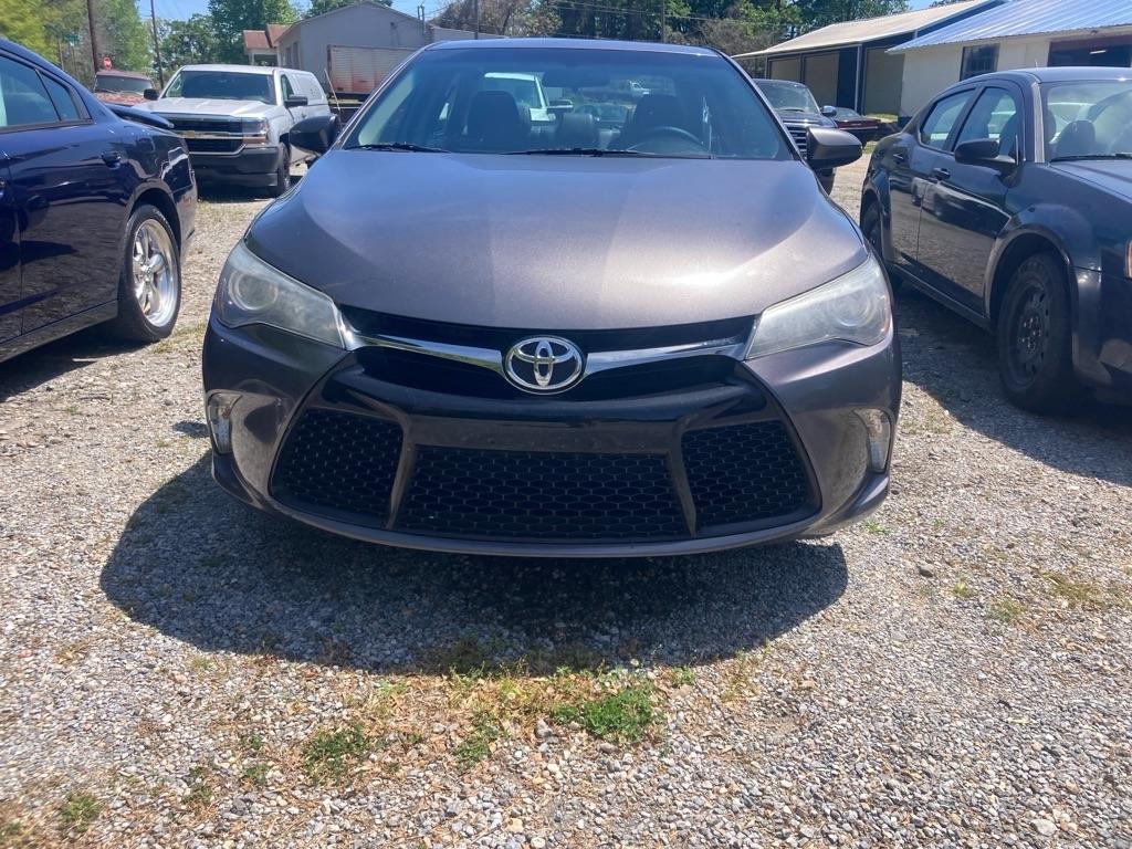 Toyota Camry XLE Auto (Natl) 2017