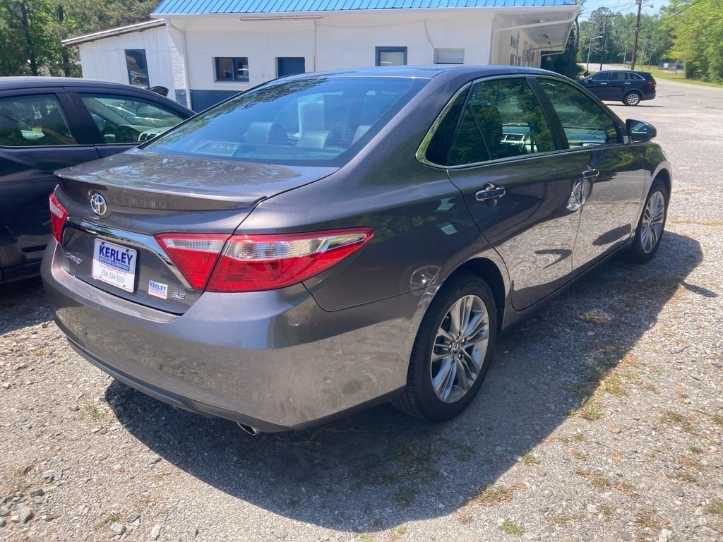 Toyota Camry XLE Auto (Natl) 2017