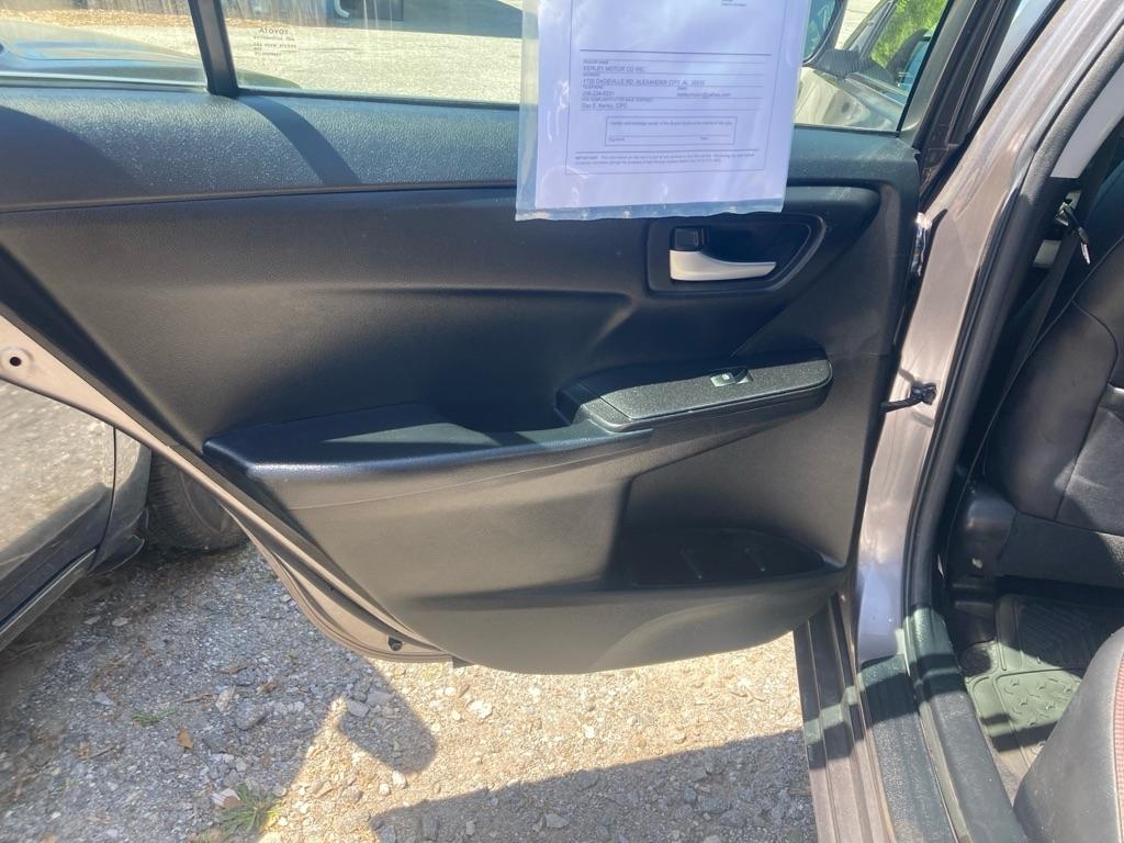 Toyota Camry XLE Auto (Natl) 2017