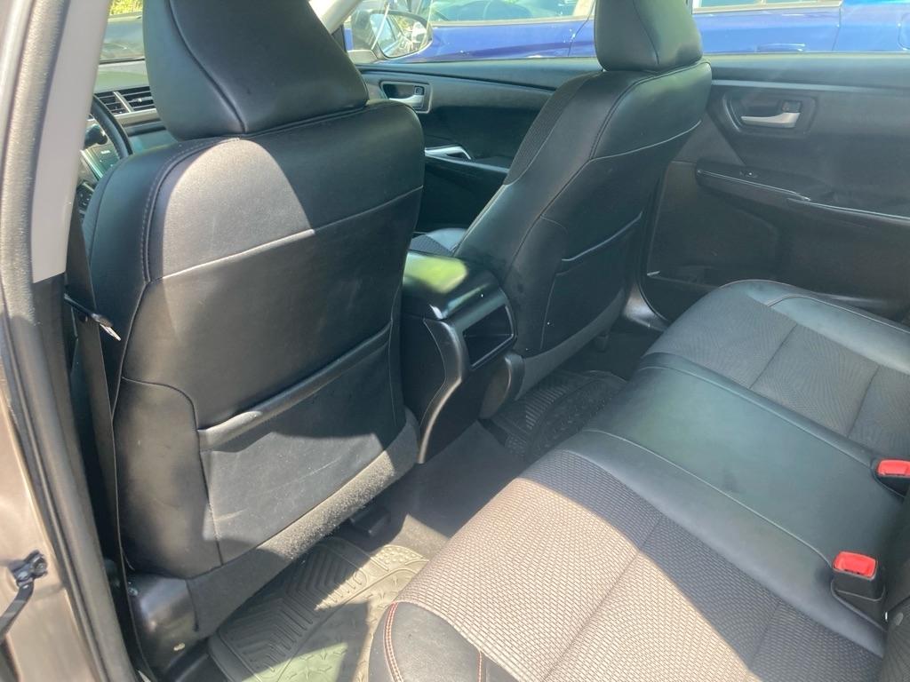 Toyota Camry XLE Auto (Natl) 2017