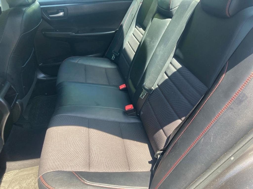 Toyota Camry XLE Auto (Natl) 2017