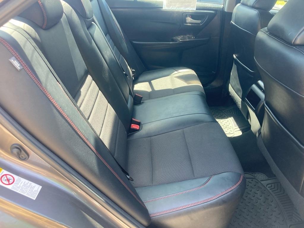 Toyota Camry XLE Auto (Natl) 2017