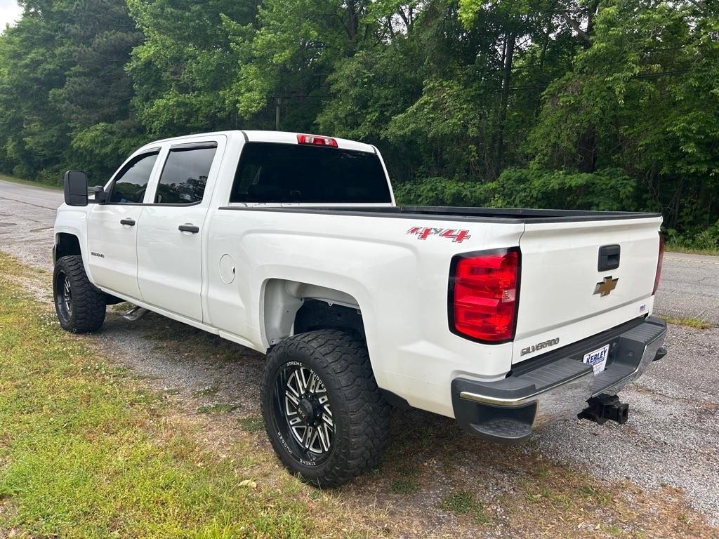 Chevrolet Silverado 2500HD Built After Aug 14 4WD Crew Cab 153.7" Work Truck 2015