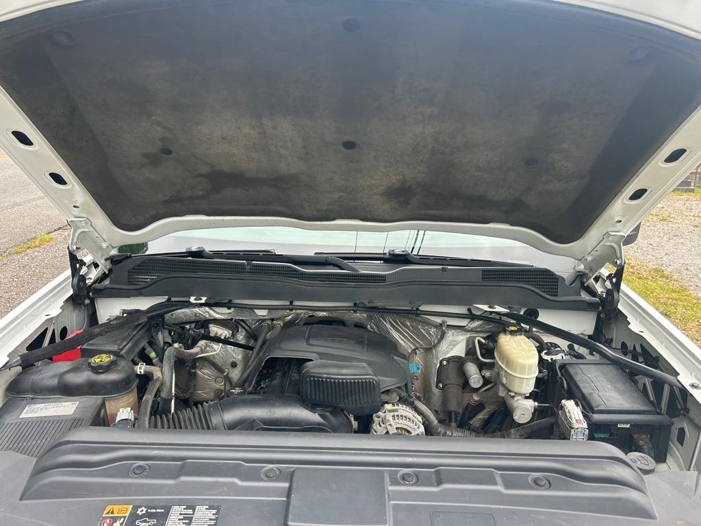 Chevrolet Silverado 2500HD Built After Aug 14 4WD Crew Cab 153.7" Work Truck 2015