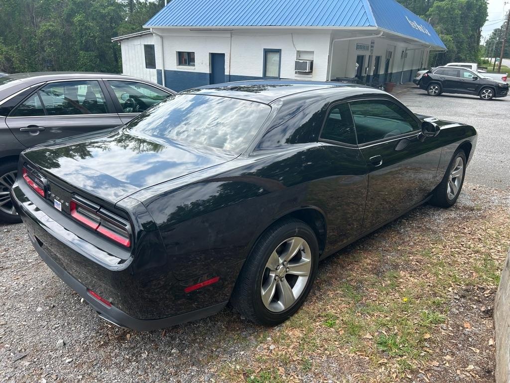 Dodge Challenger 2dr Cpe SXT 2015