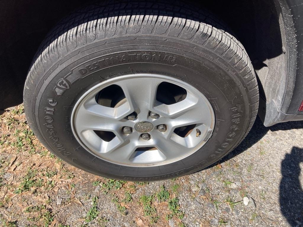 Jeep Grand Cherokee RWD 4dr Laredo 2014