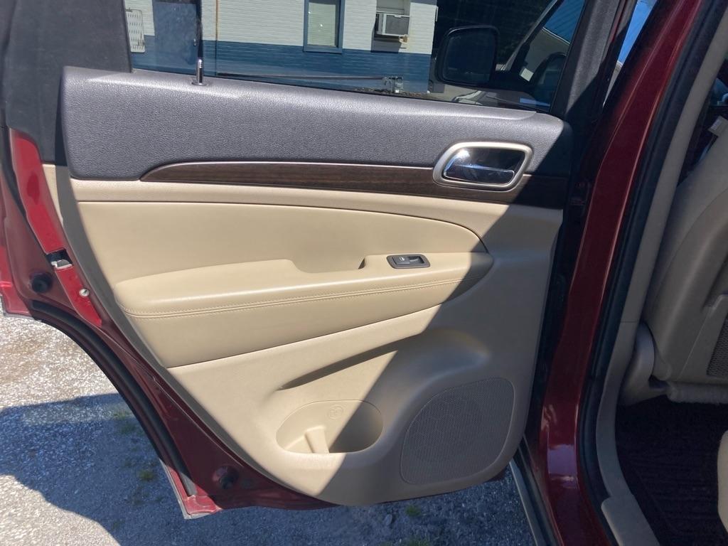 Jeep Grand Cherokee RWD 4dr Laredo 2014