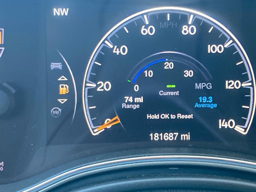 Jeep Grand Cherokee RWD 4dr Laredo 2014