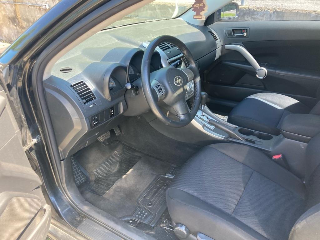 Scion tC 2dr HB Man (Natl) 2009