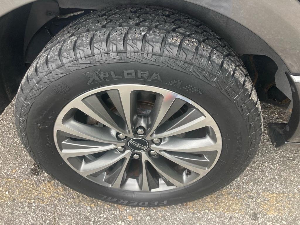 Lincoln Navigator 4x4 Select 2017