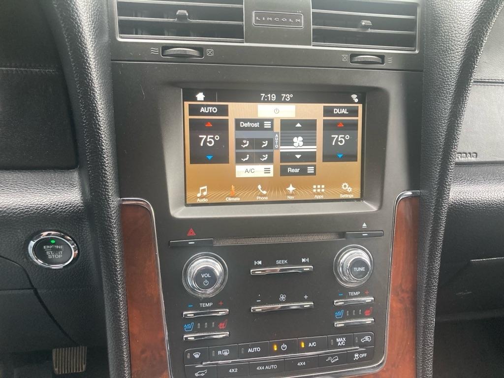 Lincoln Navigator 4x4 Select 2017
