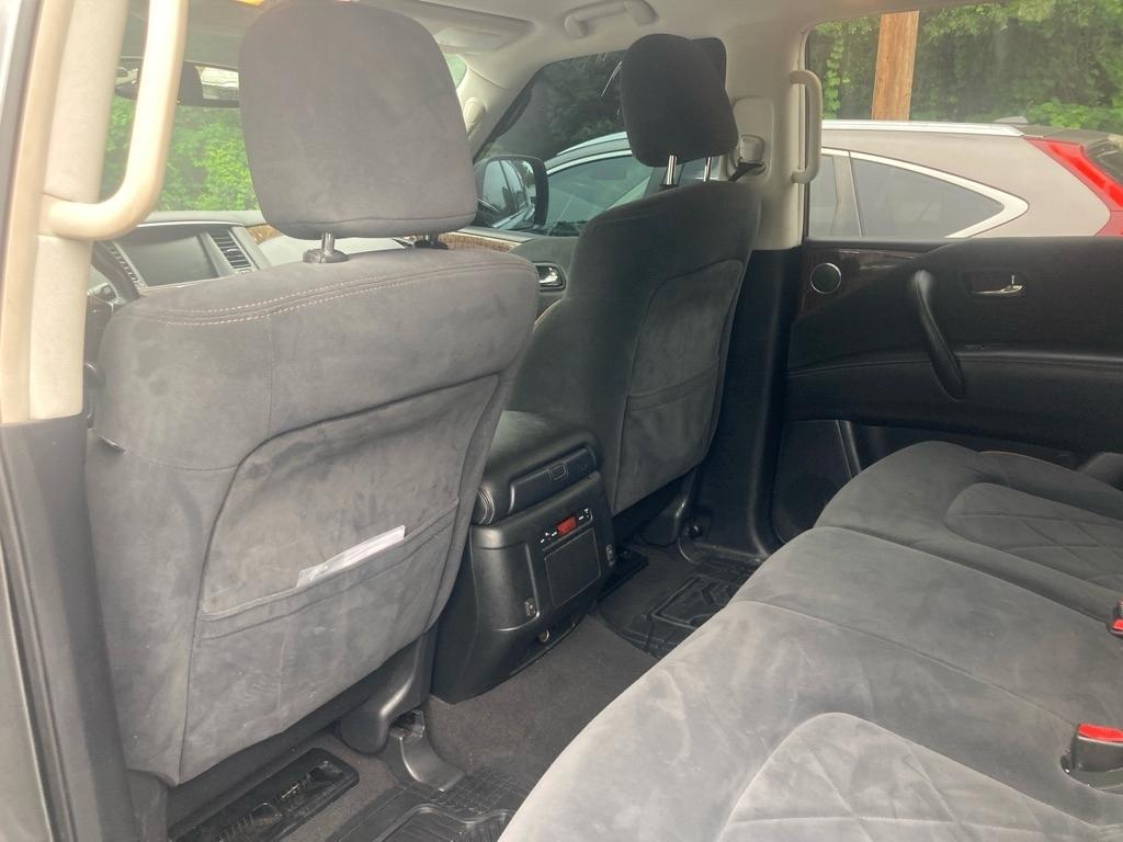 Nissan Armada 4x2 SV 2018