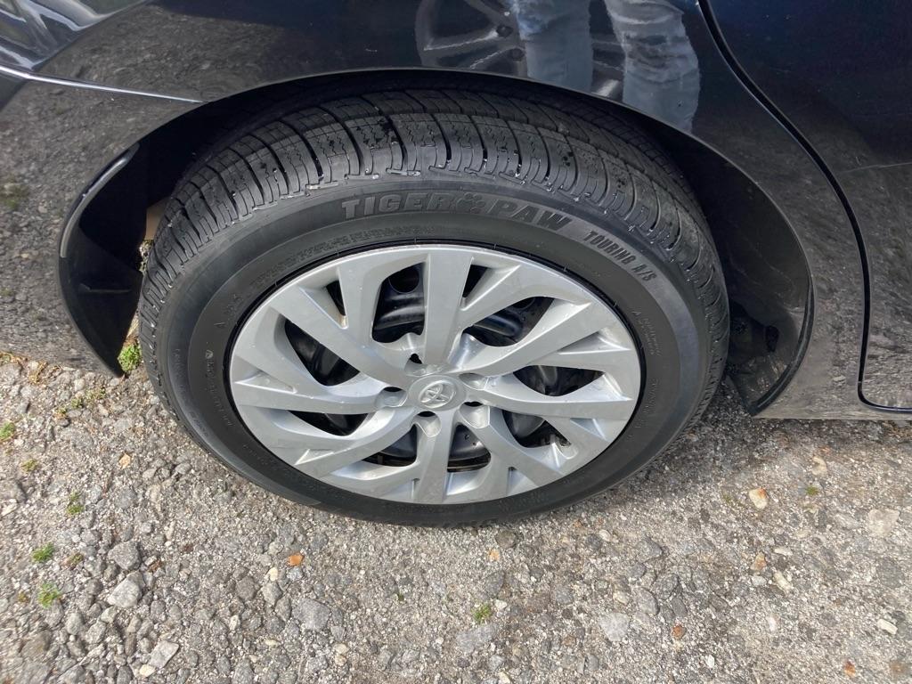 Toyota Corolla XLE CVT (Natl) 2019