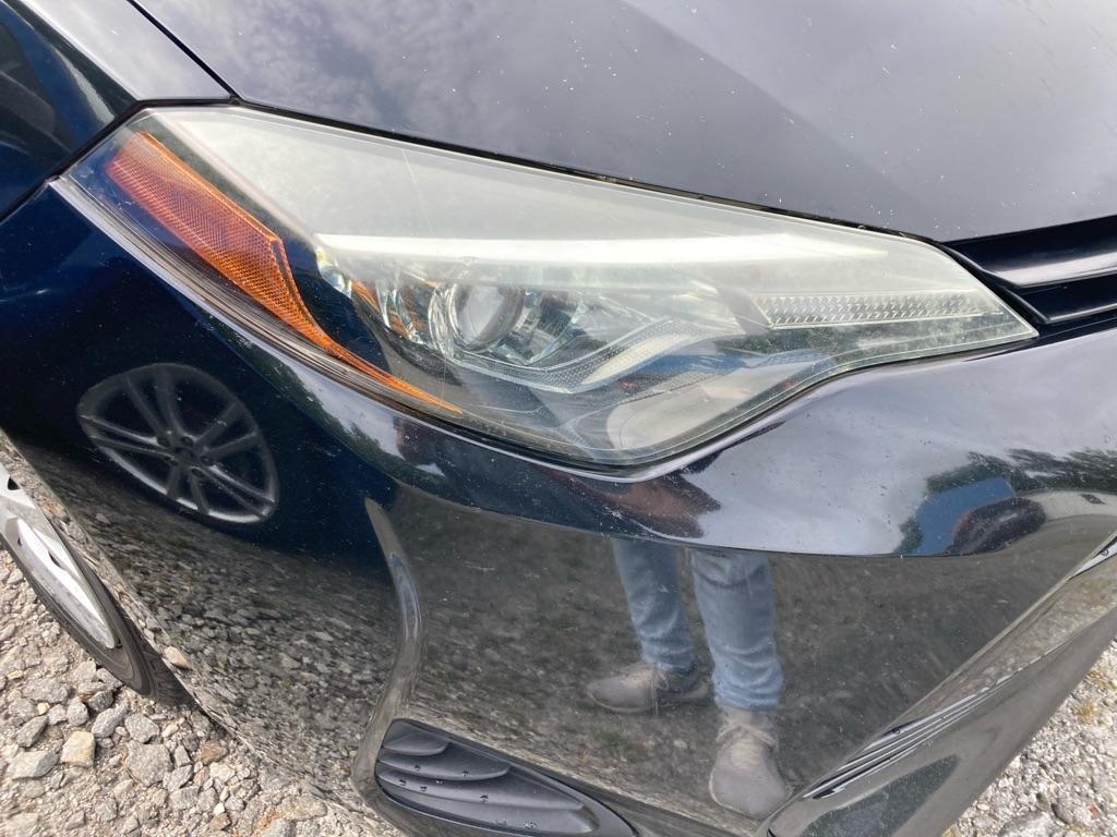 Toyota Corolla XLE CVT (Natl) 2019
