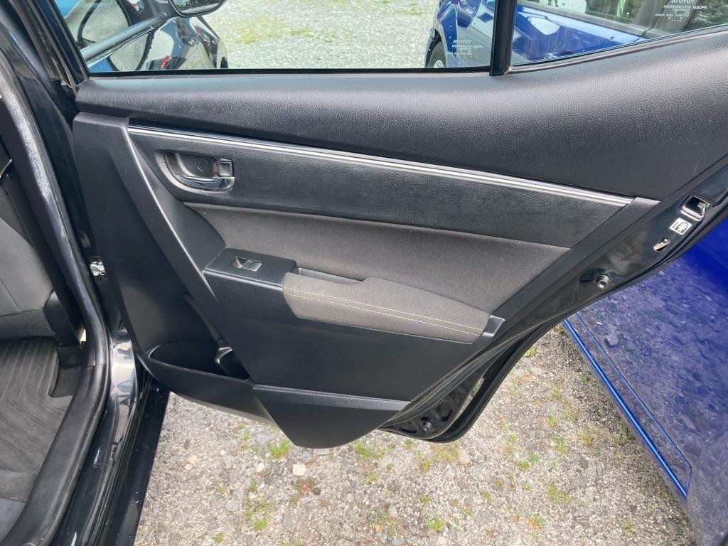 Toyota Corolla XLE CVT (Natl) 2019