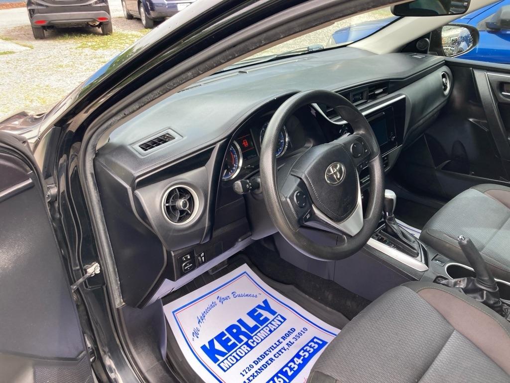 Toyota Corolla XLE CVT (Natl) 2019