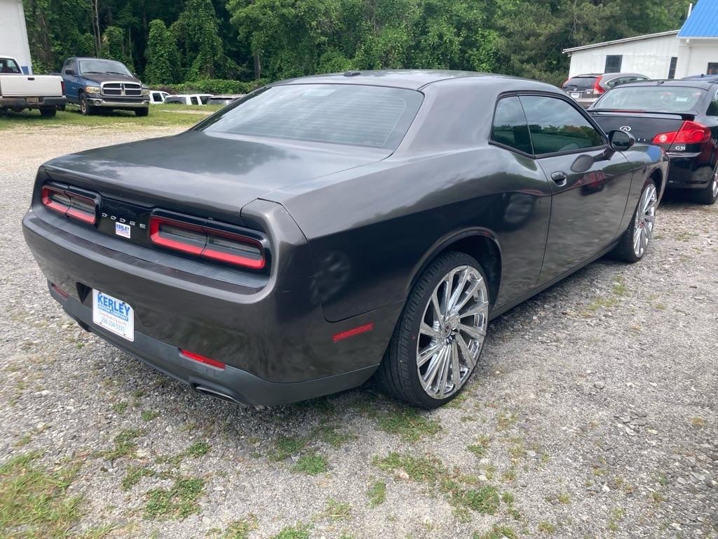 Dodge Challenger 2dr Cpe SXT 2015
