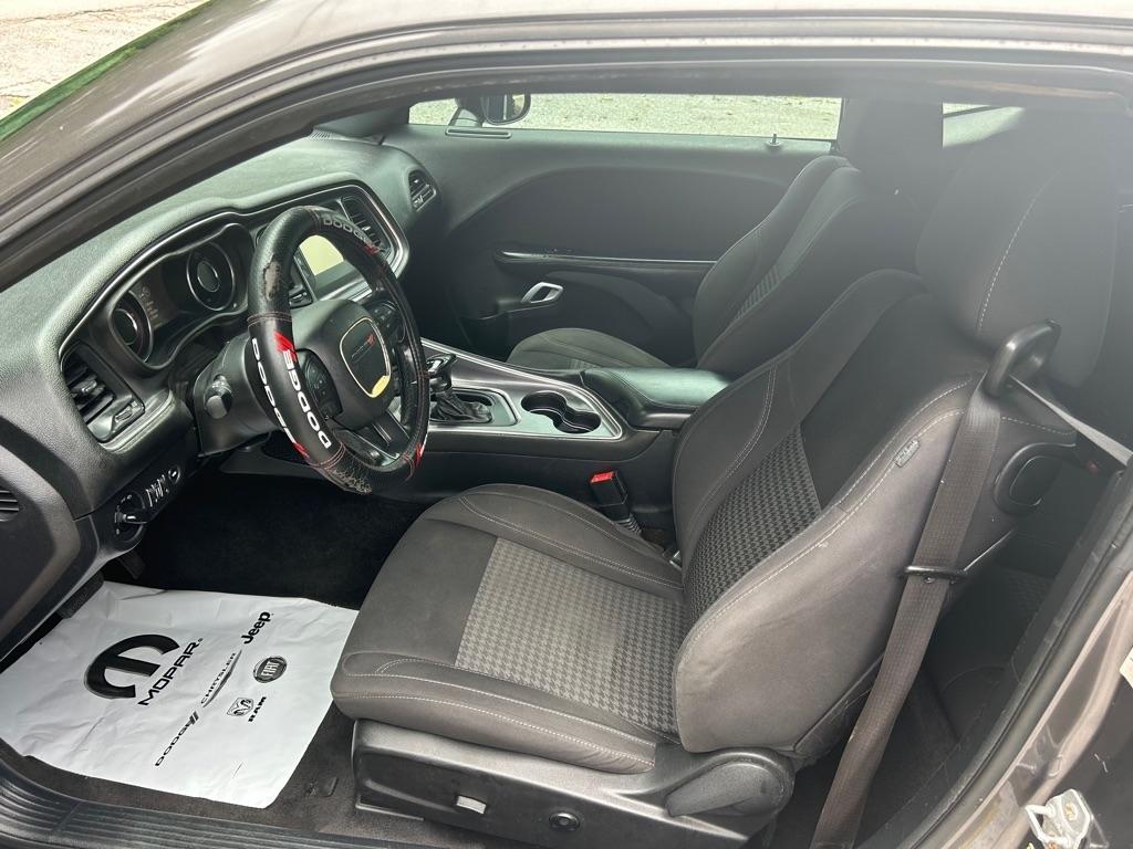 Dodge Challenger 2dr Cpe SXT 2015