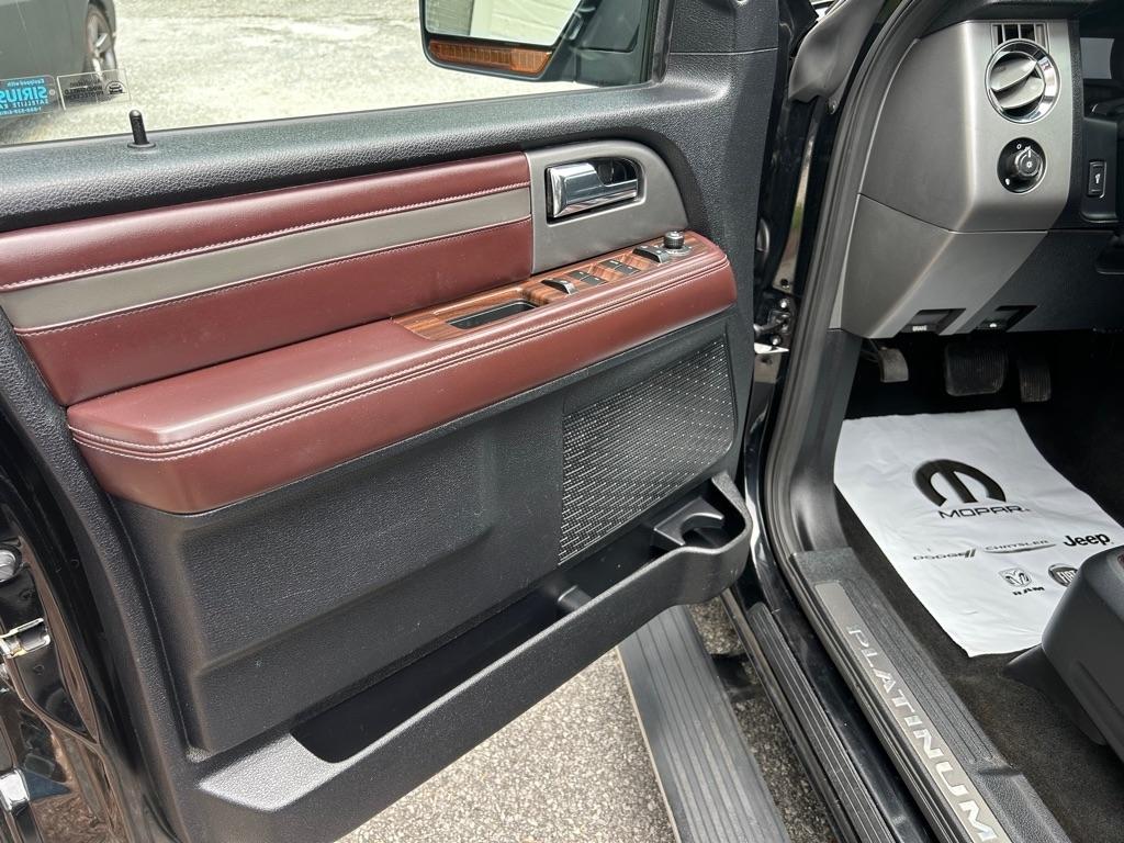 Ford Expedition EL Platinum 4x2 2017