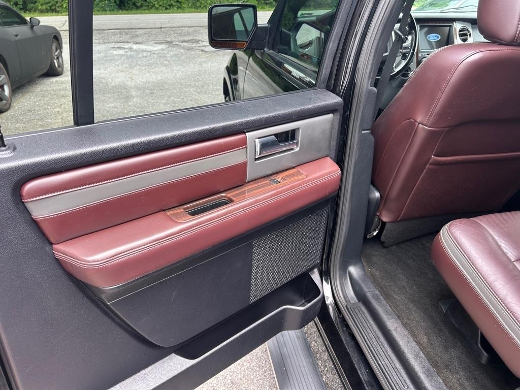 Ford Expedition EL Platinum 4x2 2017