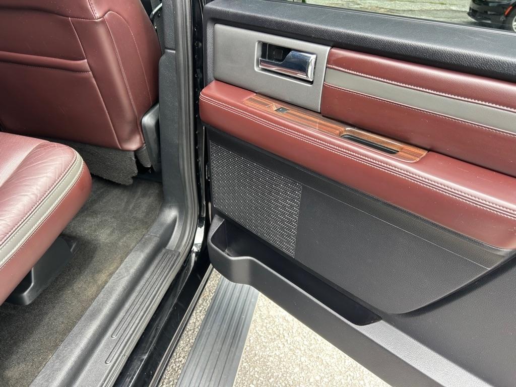 Ford Expedition EL Platinum 4x2 2017