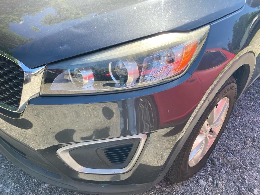 Kia Sorento FWD 4dr 2.4L LX 2016