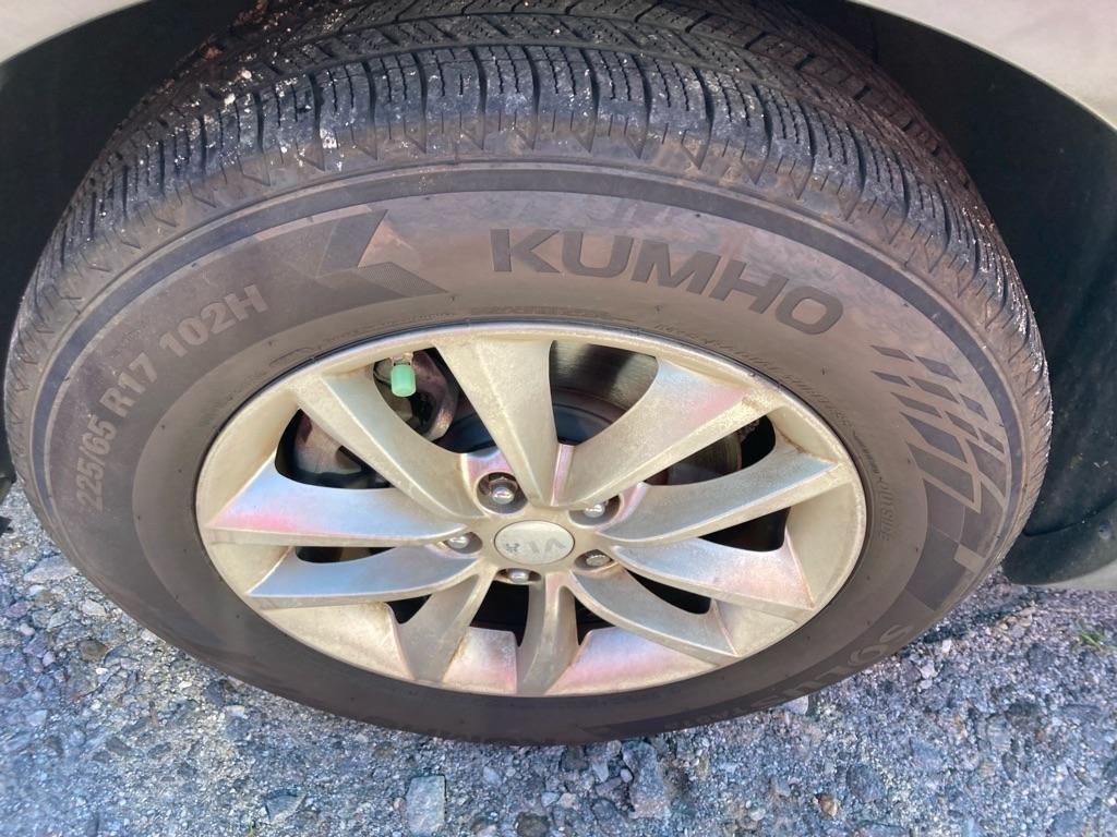 Kia Sorento FWD 4dr 2.4L LX 2016