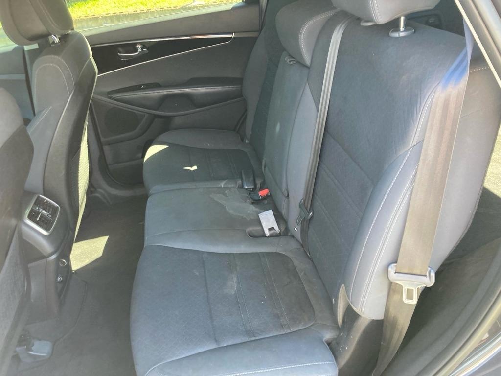 Kia Sorento FWD 4dr 2.4L LX 2016