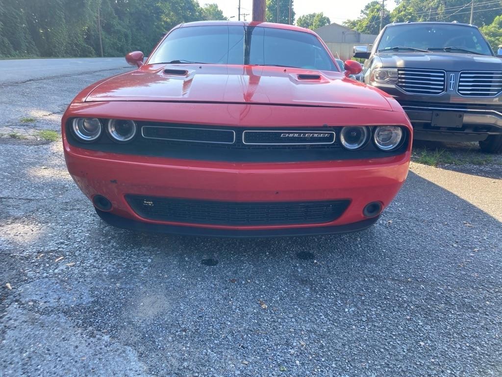Dodge Challenger 2dr Cpe SXT 2015
